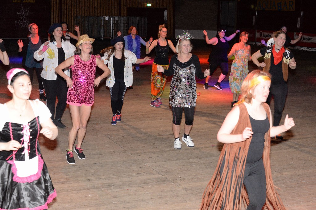 ../Images/Carnavals Zumba 2019 040.jpg